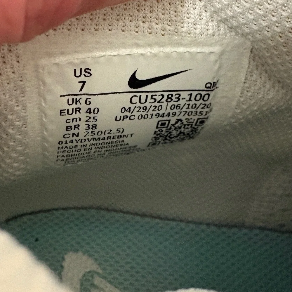 Nike SB Blazer Mid Premium Sneaker Shoe White Glacier Women's size 7
